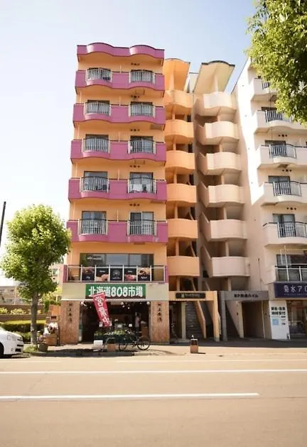 Royal Heights Kikusui Station - Vacation Stay 14743 Sapporo 0*,  Giappone